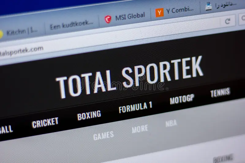 Football match streaming on totalsportek via desktop